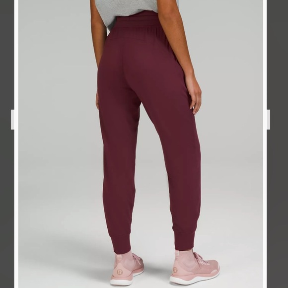 NWOT! Lululemon 🍋 Ready to Rulu Jogger - Merlot/Maroon - Picture 2 of 10